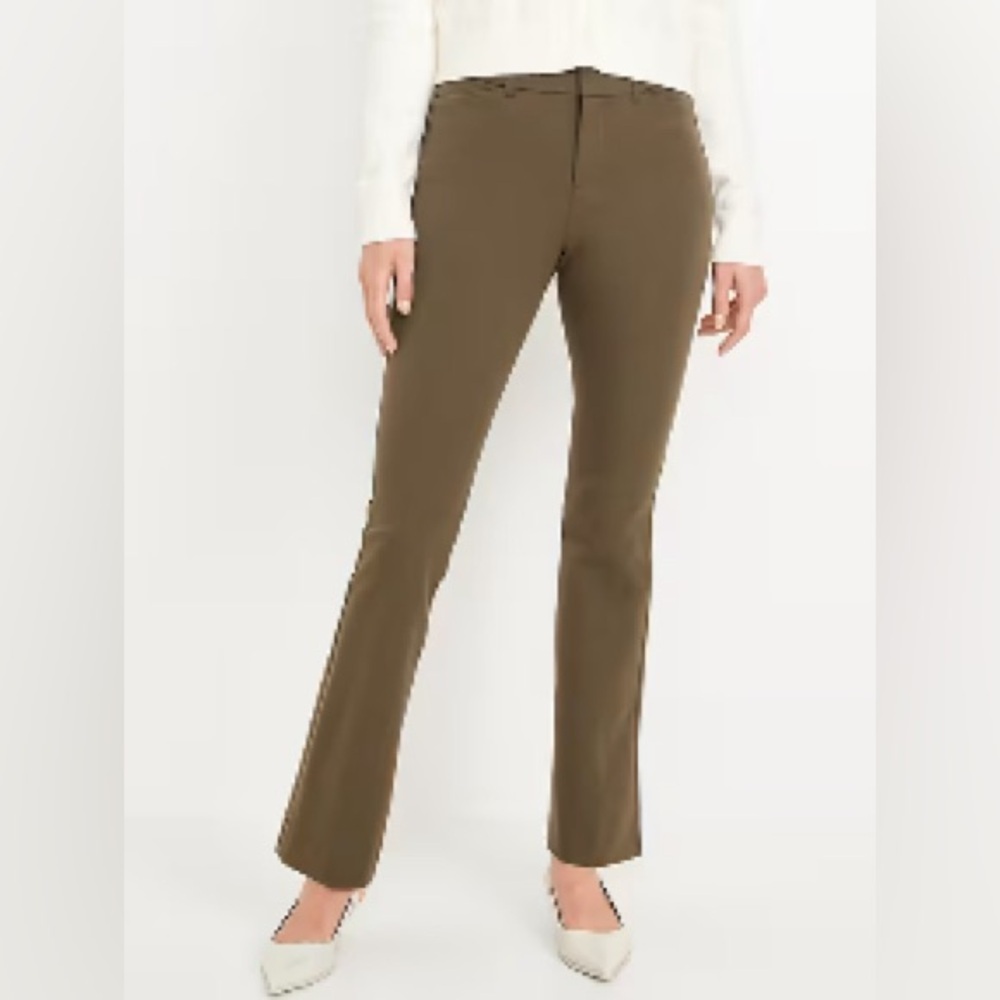 NWT! Old Navy Green High-Waisted Pixie Flare Pants - Multiple Sizes #611133 🩷
